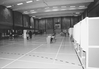 Der var god plads i Grenaa Hallen i forbindelse med valget til Europa-parlamentet torsdag i sidste uge.
