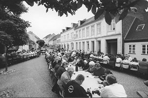 Der var mange der benyttede sig af det gratis kaffe bord