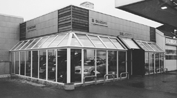 Det nye showroom set udefra