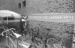 Bodil Jensen fra Teknik og Udvikling p Grenaa Rdhus kan melde om stor interesse ude p arbejdspladserne i Grenaa Kommune med hensyn til kampagnen Vi cykler p arbejde. 789 personer har tilmeldt sig konkurrencen