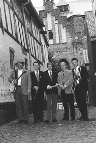 Den str p swingende jazz i verdensklasse, idet Finn Burich's International New Orleans Jazzband gster Grenaa og Kulturhuset Pavillonen p fredag den 15. september