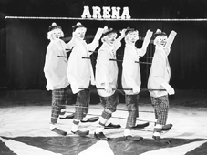 Cirkus Arena gster Grenaa med dette rs forestilling Rumrejsen 2001 mandag den 4. juni 2001