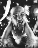 Rapperen Clemens leverer hip-hop p Radio ABC’s Beach Party ved Grenaa Strand lrdag den 14. juli. I jeblikket hrger han diverse radiostationer med hits’ene Professionel Bla-Bla og Mer & Mer