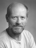 Tom Mortensen (SF) - Sagen br tilbage til konomiudvalget. konomiske og juridiske aspekter er ikke ordentlig belyst, og kommunens engagement og musets ledelse er blandet sammen i en stor prevlling
