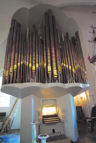 Orgel-4-fv.jpg (19787 bytes)