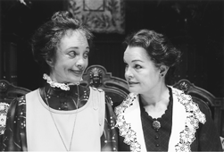 teater.gif (36397 bytes)