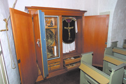 kirke1.jpg (39974 bytes)