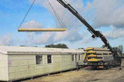 flygtninge-4-fv.jpg (18205 bytes)