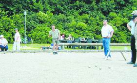 petanque-4-fv.jpg (15974 bytes)