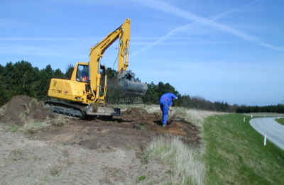 gravemaskine 2.jpg (11802 bytes)