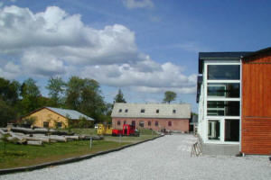 sol_i_stenvad.jpg (13303 bytes)