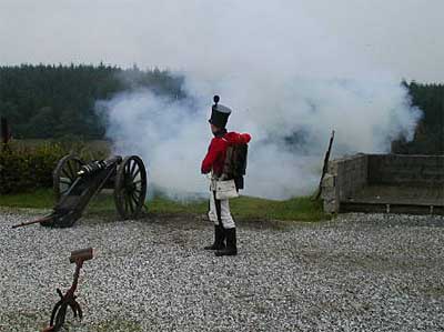 Kanon-Claus.JPG (26574 bytes)