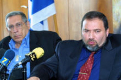 17oktministerattentat400.jpg (35613 bytes)