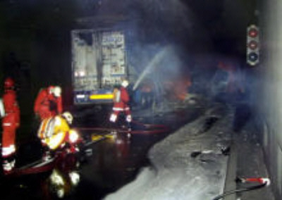 25oktGotthard_80_savn400.jpg (33061 bytes)